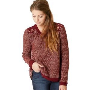 Miss Me Knit Lace Crew Neck Maroon Sweater Medium